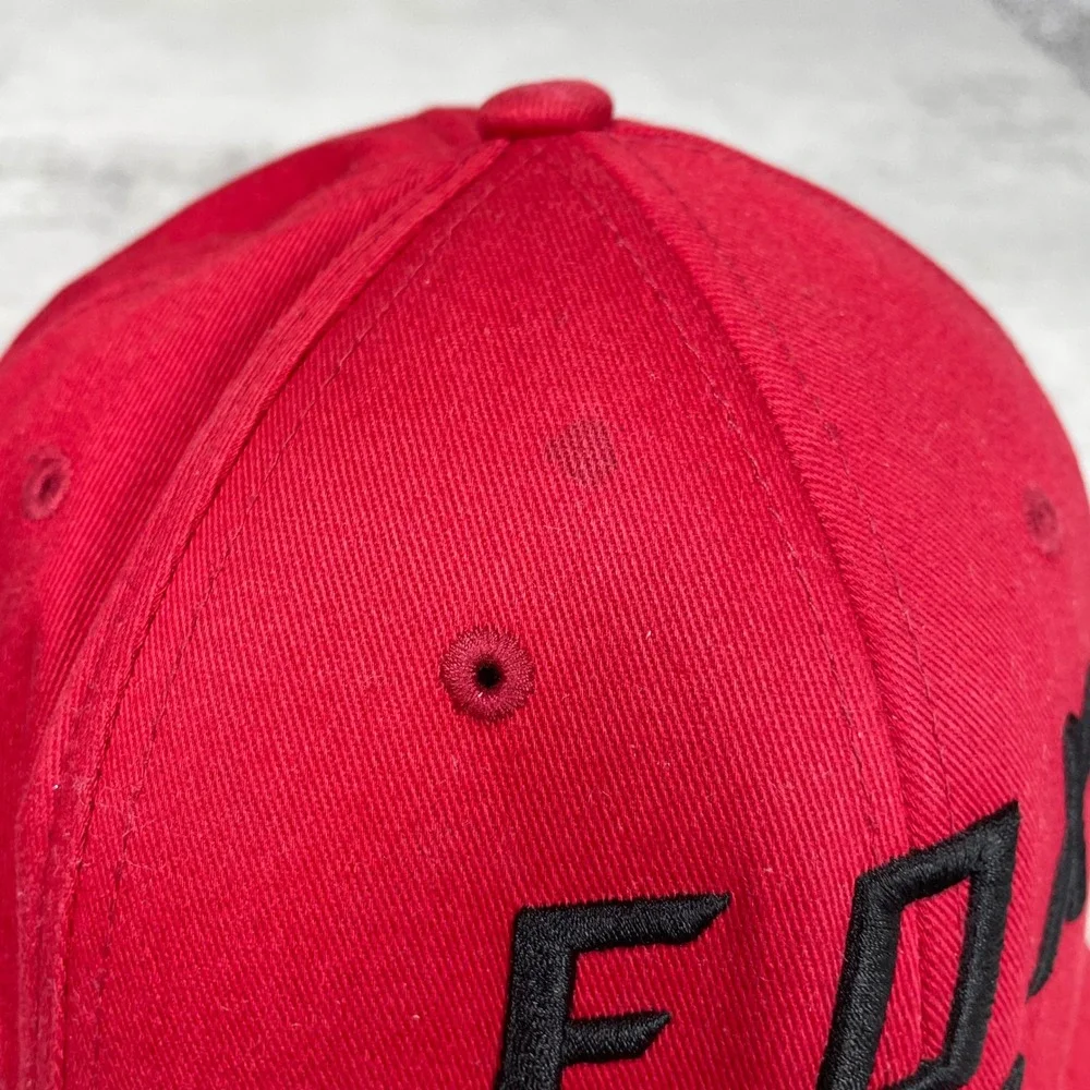 Fox hat has